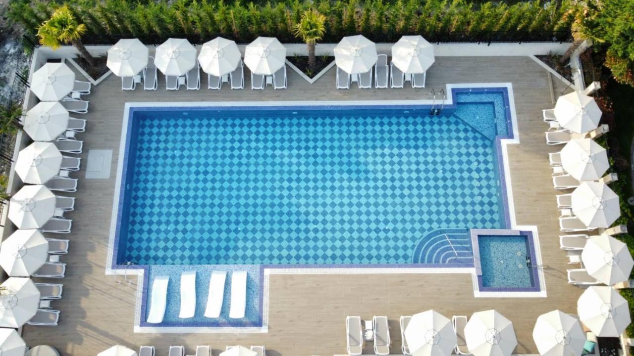 Хотел Address ラヴダ エクステリア 写真